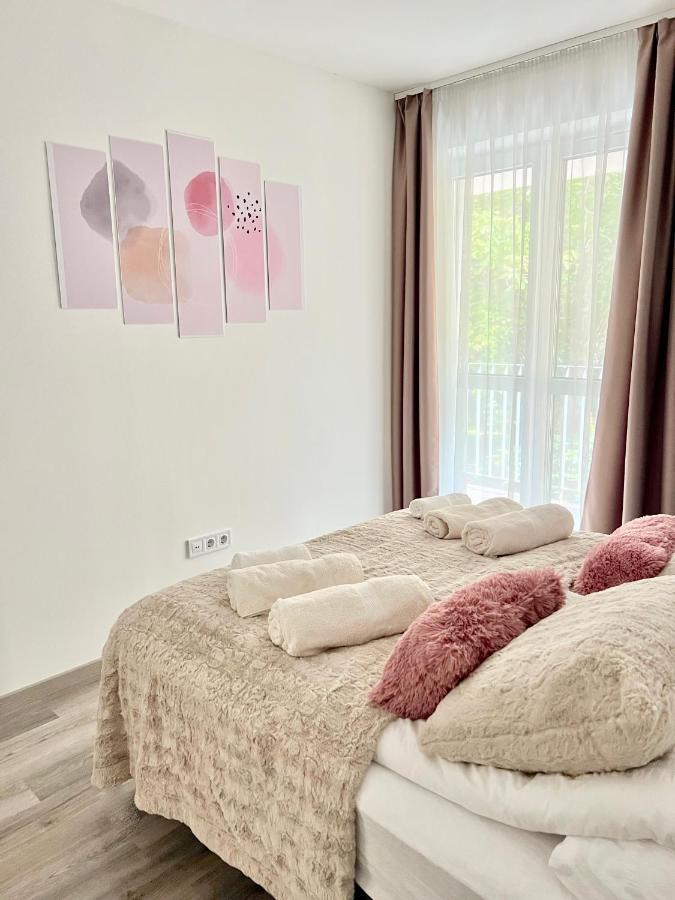 Sunsuite Szeged Eksteriør bilde